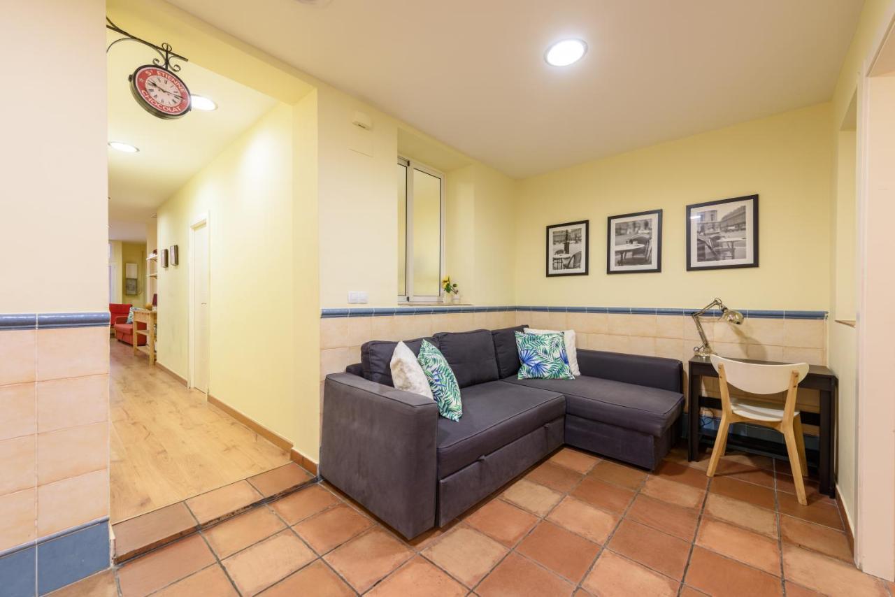 Ramblasrentals Chic & Spacious Flat Pool Table 15M Ramblas - Parking - Wifi 巴塞罗那 外观 照片